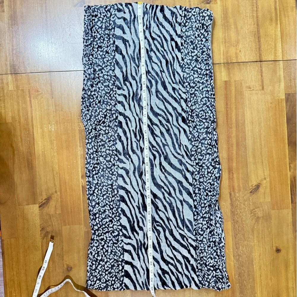 N/A zebra leopard